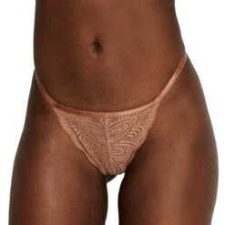 Underprotection String échancré En Dentelle Recyclée Et Vegan Luna Clay